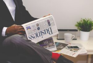 Jak rozwijać strategię sprzedaży online dla firm w sektorze B2C?